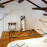 Caere Rogi House *