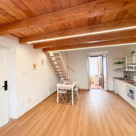 Caere Rogi House *