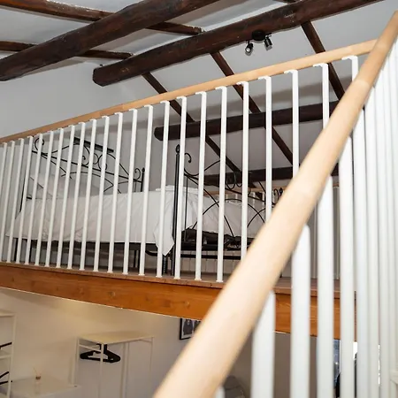 Caere Rogi House *
